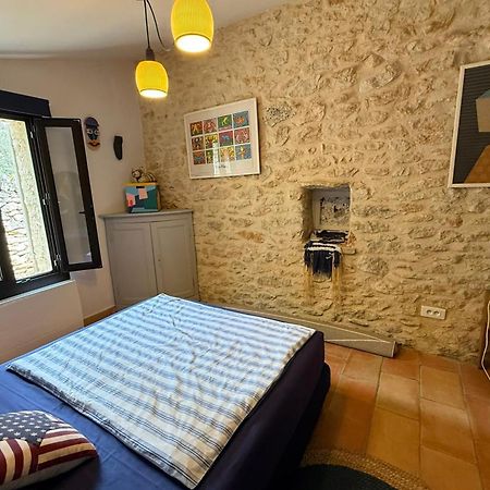 Beautiful Provencal Villa With Pool And Jacuzzi Lacoste (Vaucluse) Exterior foto