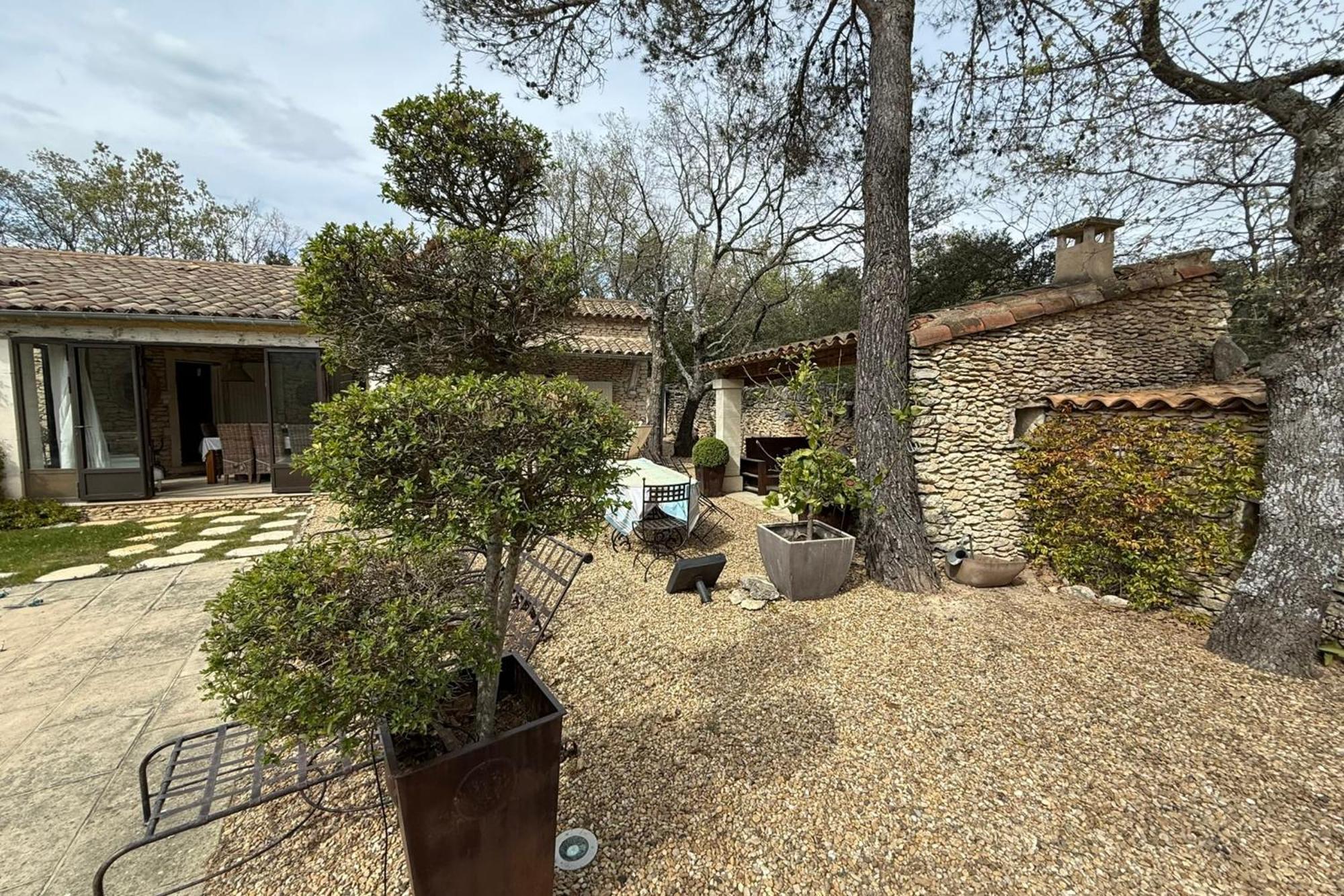 Beautiful Provencal Villa With Pool And Jacuzzi Lacoste (Vaucluse) Exterior foto